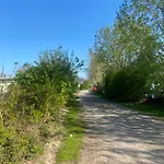 Wohnwagen Auf Dem Wulfenerhals Ca 150m Bis Zum Fehmarn