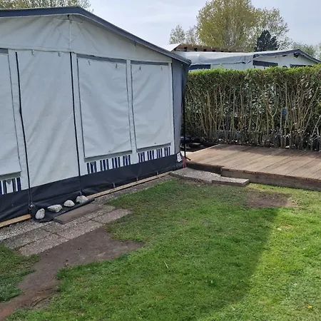 Kemping Wohnwagen Auf Dem Wulfenerhals Ca 150m Bis Zum