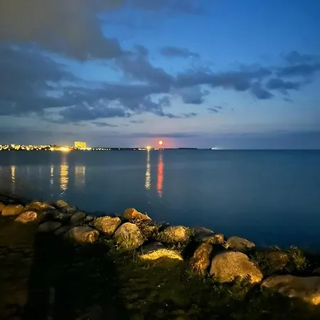 Wohnwagen Auf Dem Wulfenerhals Ca 150m Bis Zum * Fehmarn