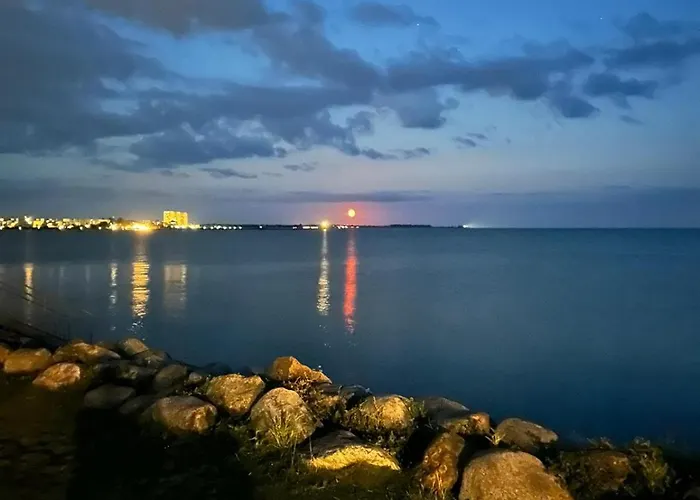 Wohnwagen Auf Dem Wulfenerhals Ca 150m Bis Zum * Fehmarn