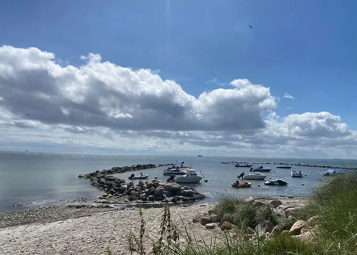 Campingplatz Wohnwagen Auf Dem Wulfenerhals Ca 150m Bis Zum *