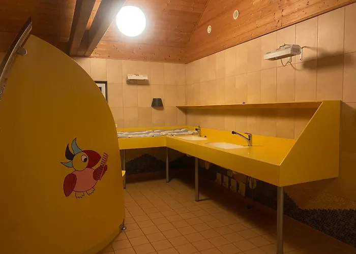 Wohnwagen Auf Dem Wulfenerhals Ca 150m Bis Zum Campingplatz Fehmarn