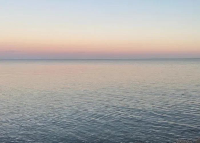 Wohnwagen Auf Dem Wulfenerhals Ca 150m Bis Zum * Fehmarn